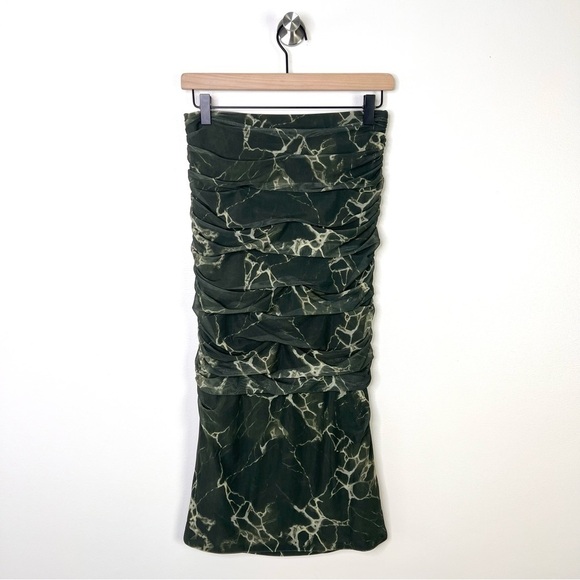 Zara Ruched Green Marble Midi Skirt - Picture 8 of 9